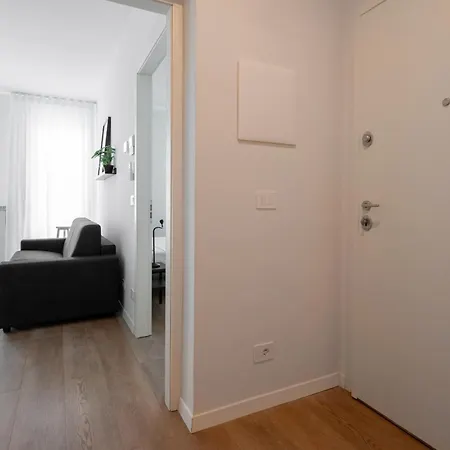 Apartment Carducci Modern By Wonderful Italy *