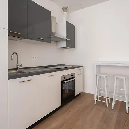 Apartment Carducci Modern By Wonderful Italy