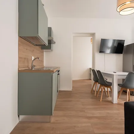 Apartment Carducci Modern By Wonderful Italy